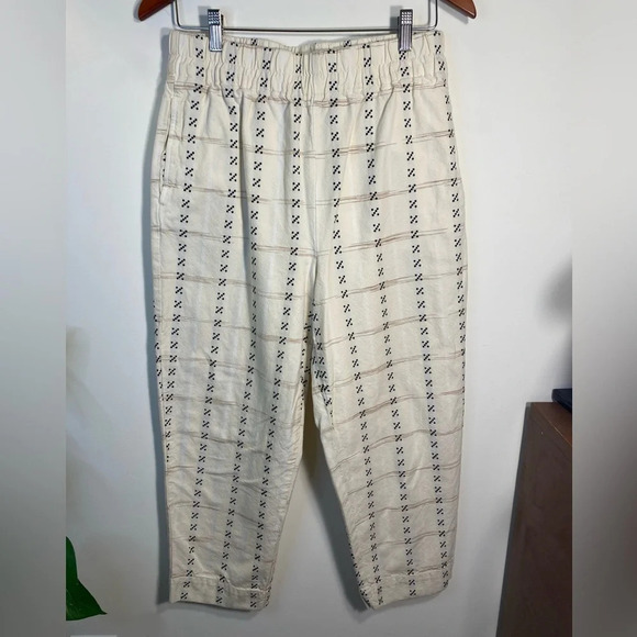 Madewell|| Printed Tapered Huston Pants, 100% cotton, Capri style. W/ po… - Picture 2 of 8